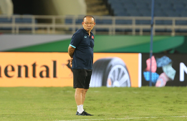 Tuyển Việt Nam làm gì để thắng Trung Quốc?