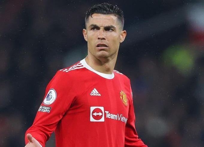 Man Utd đưa ra quyết định cuối cùng với Ronaldo