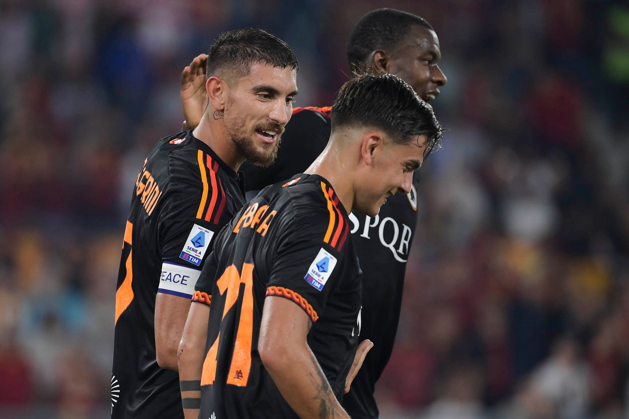 Lukaku, Dybala giải cứu Roma và HLV Mourinho