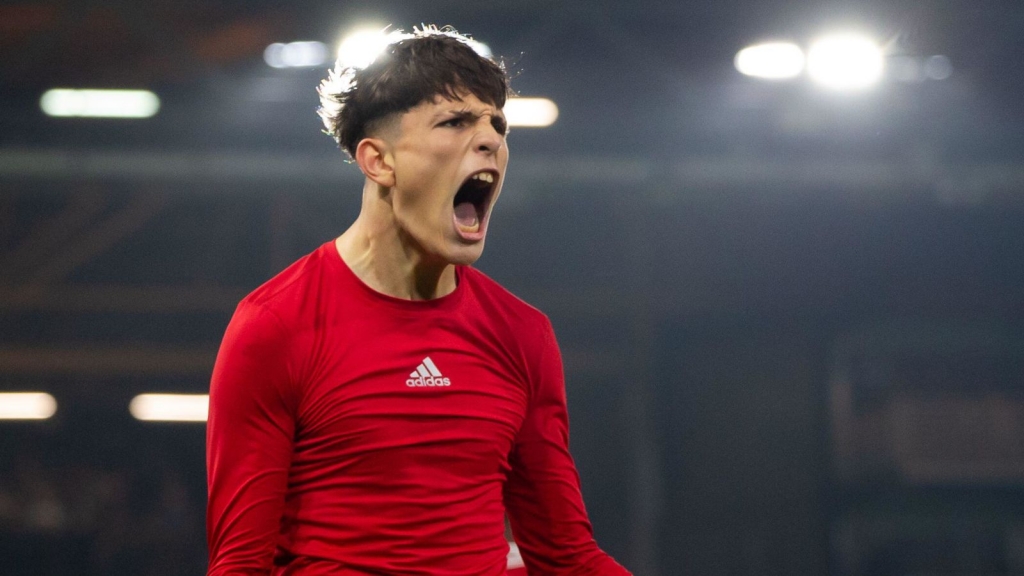 Garnacho đi vào lịch sử Premier League