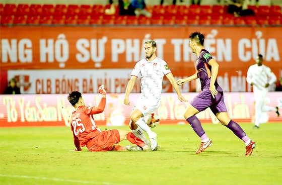 V-League 2023: Nỗi lo đến sớm