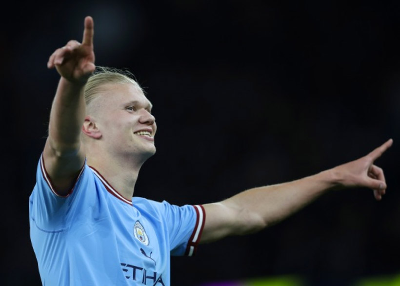 Thắng West Ham, Man City chạm tay vào ngôi vương Ngoại hạng Anh