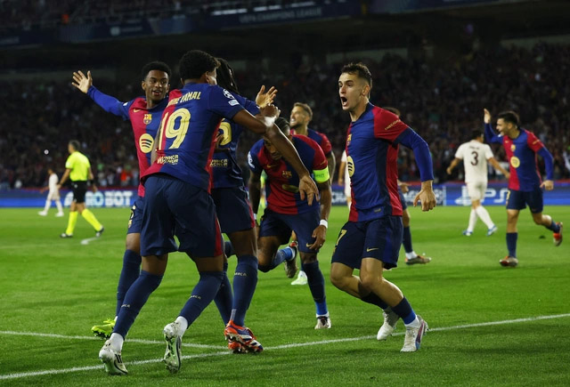 Barcelona mở đại tiệc, Arsenal thua trận đầu ở Champions League