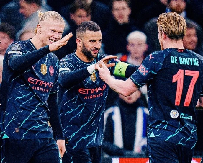 Man City đi vào lịch sử Champions League