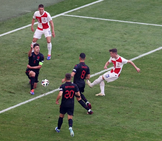 Cầu thủ vô danh đi vào lịch sử EURO