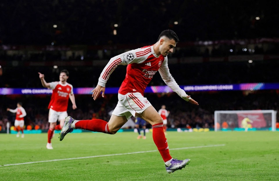 Arsenal đi vào lịch sử