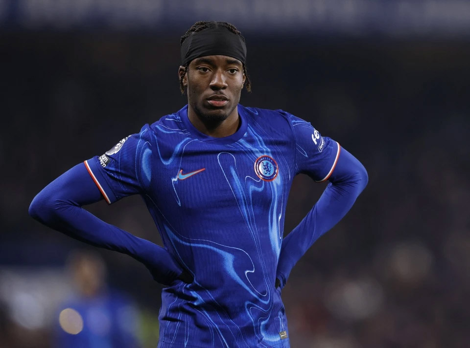 Chelsea đẩy Man City văng khỏi top 4