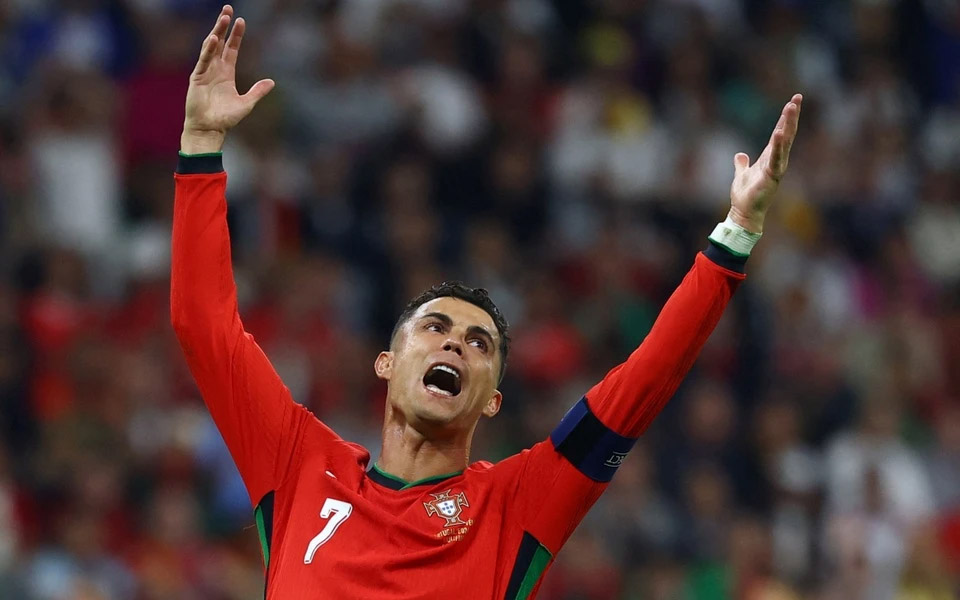 Không ai dám gạch tên Ronaldo?