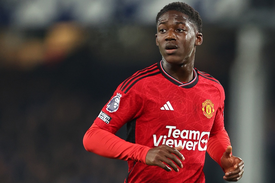 10 đội bóng theo đuổi Mainoo