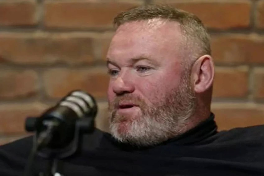 Rooney ngỏ ý muốn gia nhập MU cùng Carrick