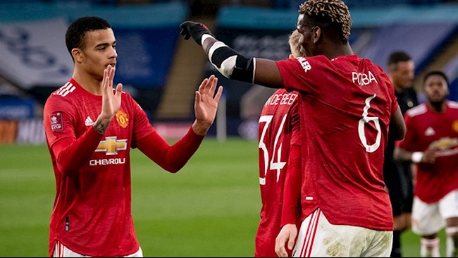 Neville mách nước cho Solskjaer trước khi M.U bước vào chợ Đông 2021