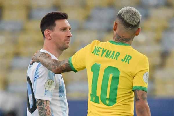 Neymar muốn nhường áo số 10 cho Messi